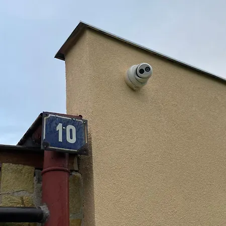 Nyaraló Na Statku Pňov-Předhradí
